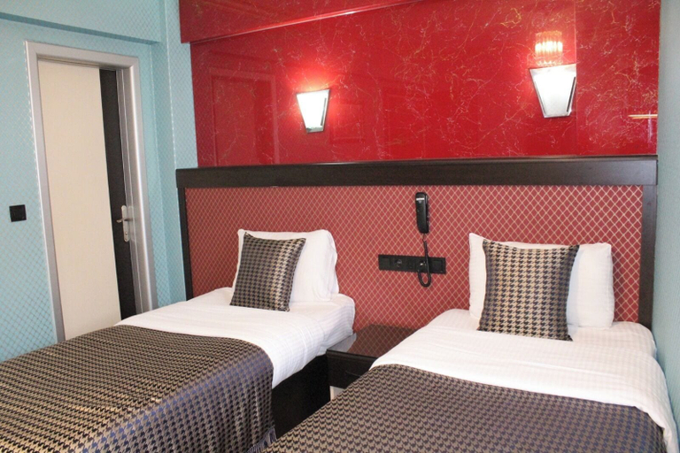 Bedroom 3, Hotel Falcon, Fatih