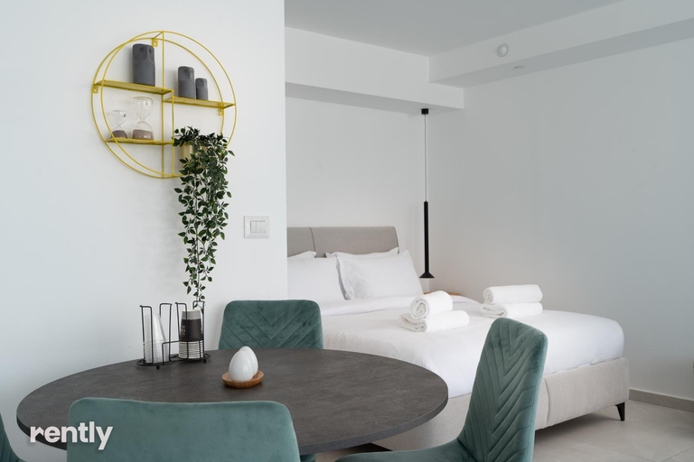 Bedroom 3, Luxury Apartments And Studios At Sea Side By Rently