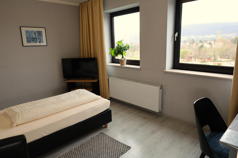 Bedroom 2, Hotel Brückentor, Schaumburg