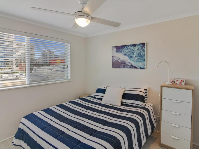 Bedroom 3, Mainsail 3 Holiday Apartment, Maroochy - Mooloolaba