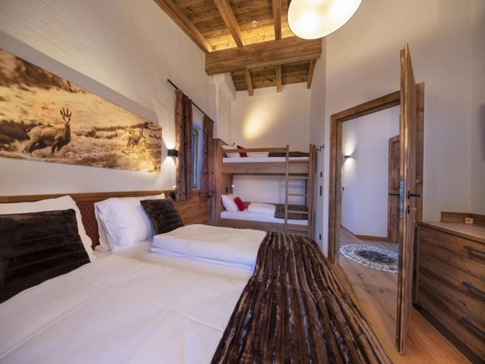 Bedroom 3, Chalet Retreat near Kitzbuhel Alps, Zell am See
