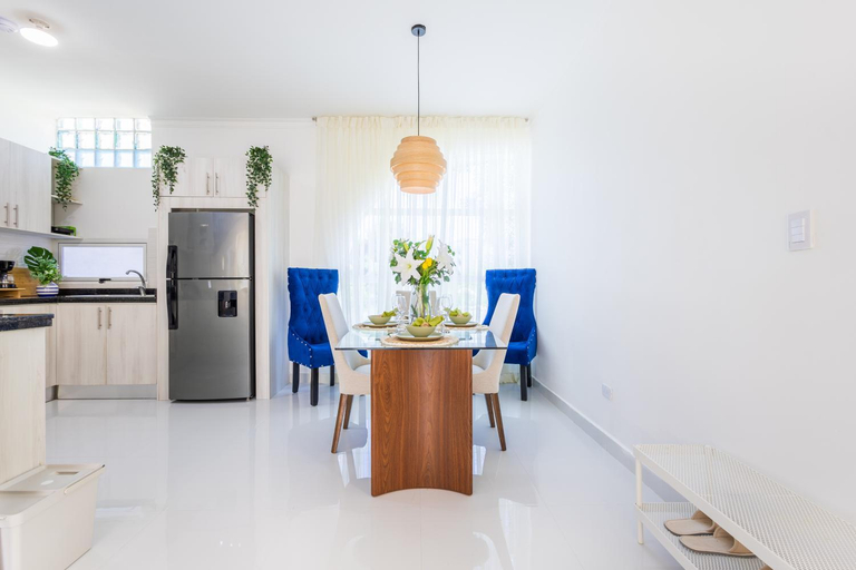 Kitchen 2, 3BR Villa with Pool, Rooftop, and BBQ - Gated Area, Salvaleon de Higuey