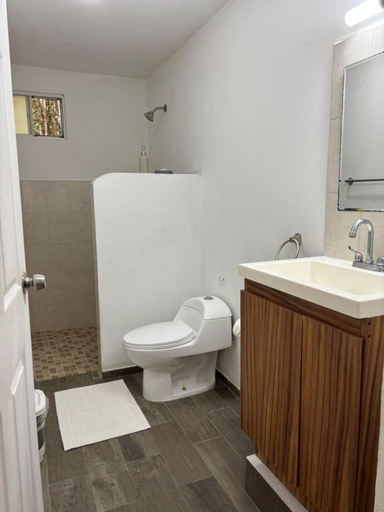Bathroom 2, Casa Kaan Calakmul, Champotón