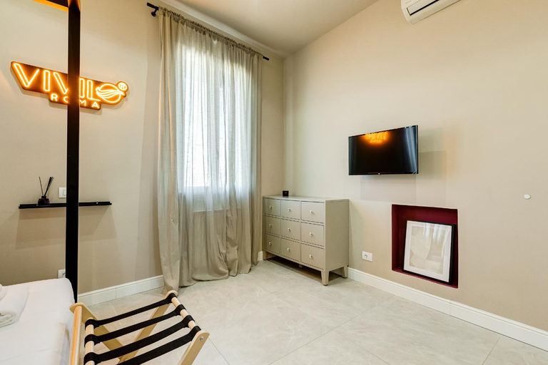 Bedroom, VIVILO ROMA TREVI - LUXURY EXPERIENCE - PRIVATE JACUZZI on TERRACE - INSANE VIEW, Rome