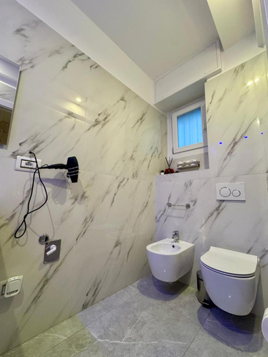 Bathroom 5, Cozy Room - 2, Milano