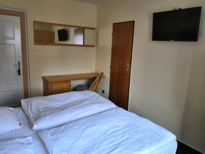Bedroom 2, Penzion U Lipy, Česká Lípa