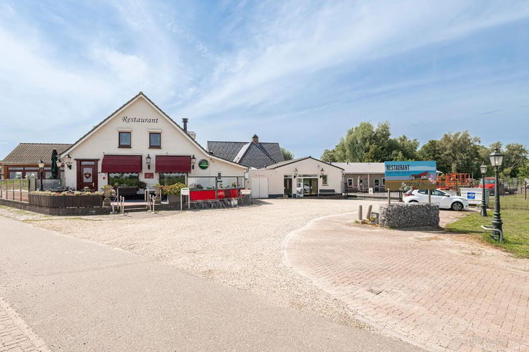 Others 4, B&B De Betuwe Asch, Buren