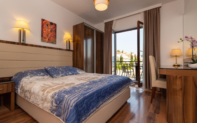 Others 3, Apartments Villa Kresic, Herzegovina-Neretva