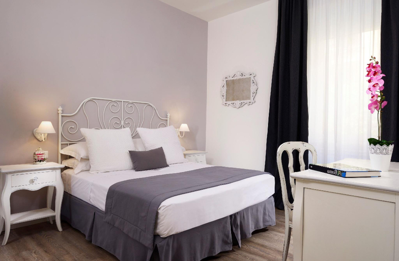 Bedroom 2, Vaticano Charming Rooms, Rome