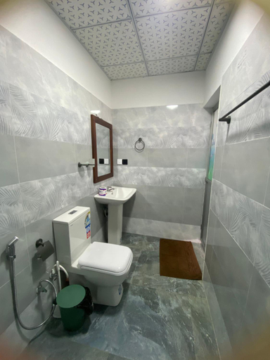 Bathroom 3, Hidden Gem Inn, Ella