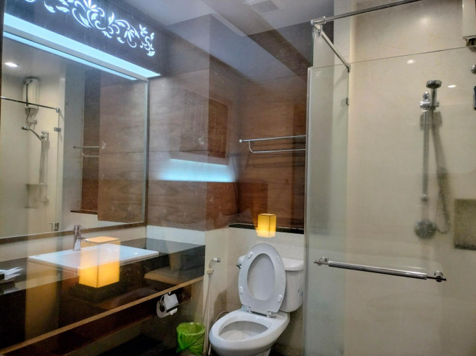 Bathroom 3, Baan Saikao Hotel & Service Apartment, Koh Chang