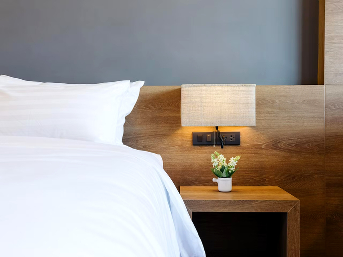 Bedroom 3, Garner Hotel CHESTERFIELD NORTH by IHG, Derbyshire