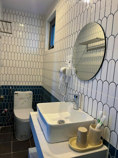 Bathroom 2, Da Lach Noah Farmstay Venuestay, Đà Lạt