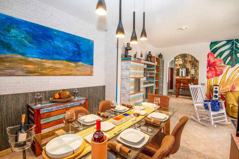 Food & Drinks 5, Villa La Luna, Las Palmas