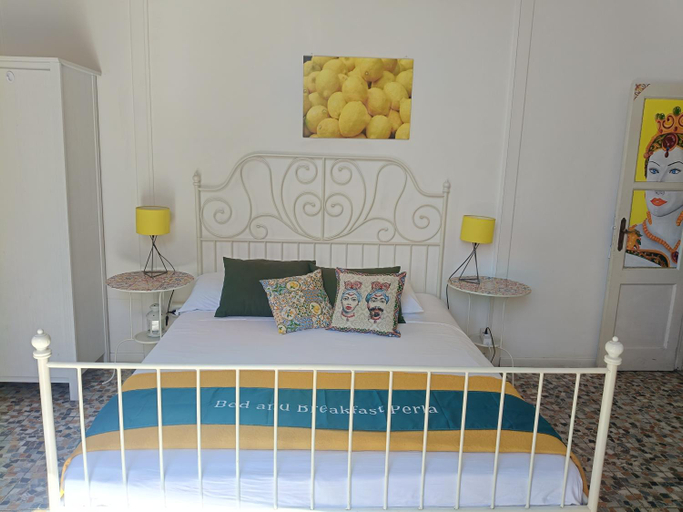 Bedroom 2, B&B Perla, Catania