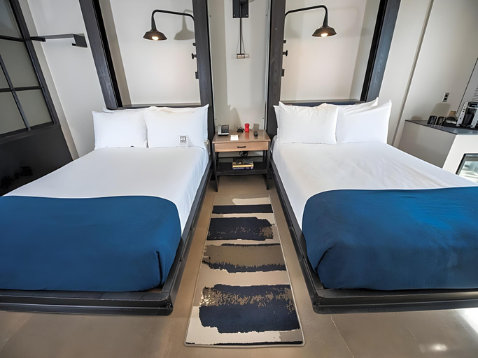 Bedroom 3, FOUND:RE Phoenix Hotel, Maricopa