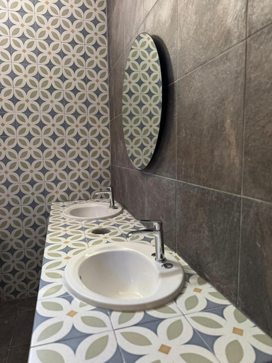 Bathroom 3, Hotel Tunich Naj, Valladolid