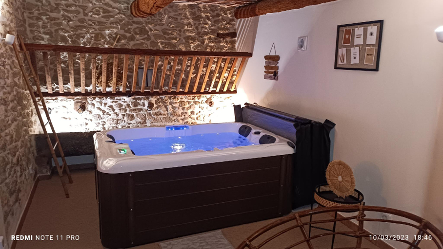 Others 5, L' ecurie de Florent et Spa, Vaucluse