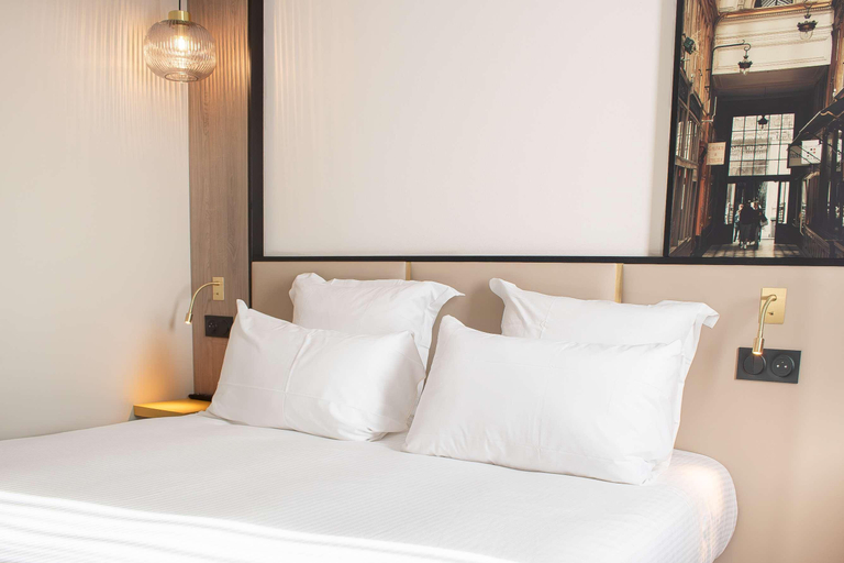 Bedroom 4, Brit Hotel Blois - Le Préma, Loir-et-Cher