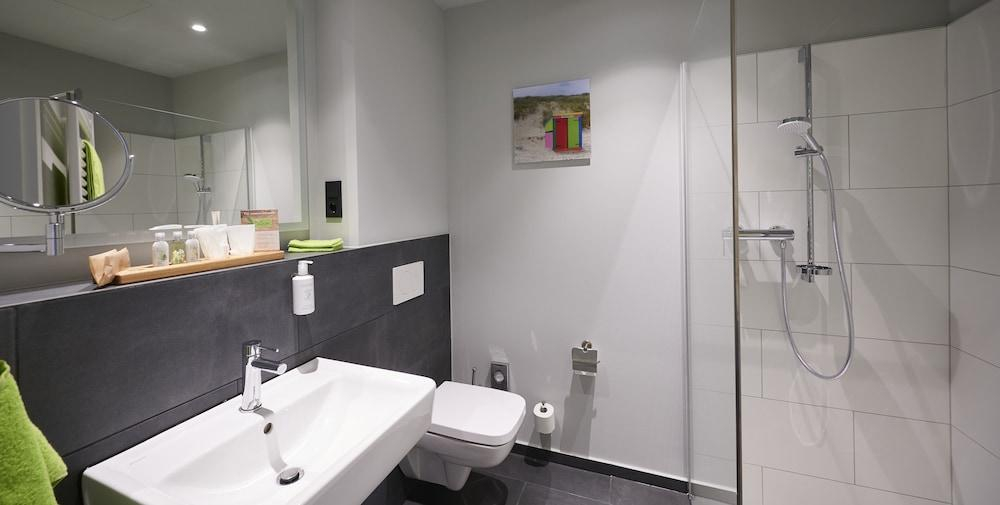 Bathroom, Hotel FUNF10, Siegen-Wittgenstein