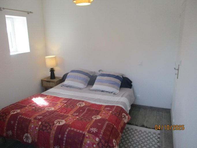 Bedroom, Les Gites de Kerroyal, Finistère
