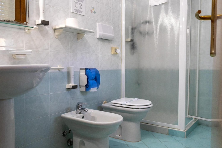 Bathroom 4, Sole della Franciacorta - Hotel & Restaurant, Brescia