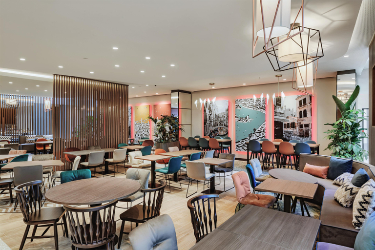 Food & Drinks 4, Hampton By Hilton Venice Isola Nuova, Venezia
