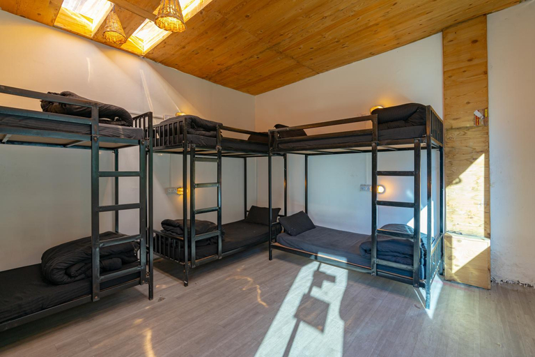 Bedroom 3, Whoopers Hostel, Kullu