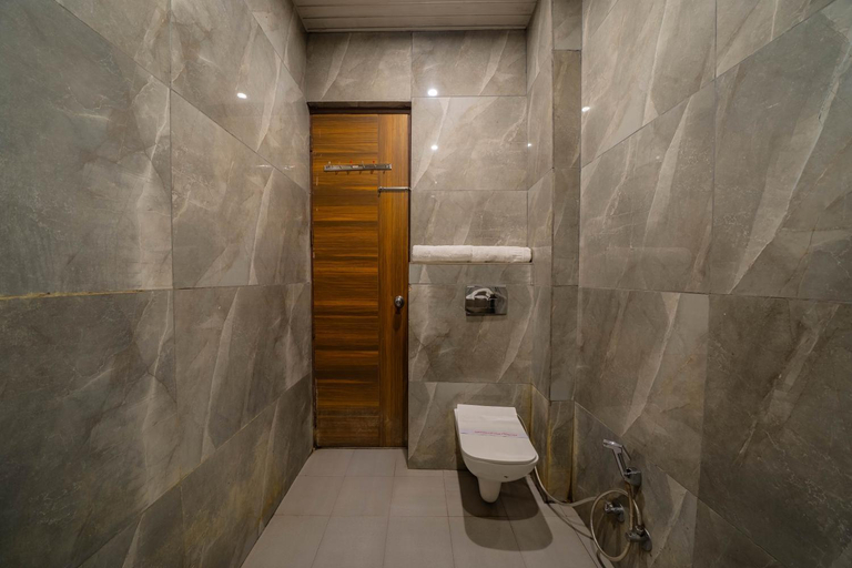 Bathroom 5, Hotel Ganga Heights, Hardwar