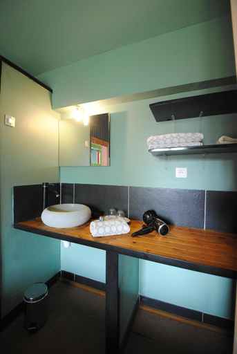 Bathroom 3, Les Meubles Du Grand Logis, Aisne