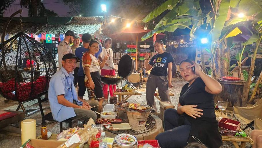 Food & Drinks 5, Do Dee cafe, Phasi Charoen