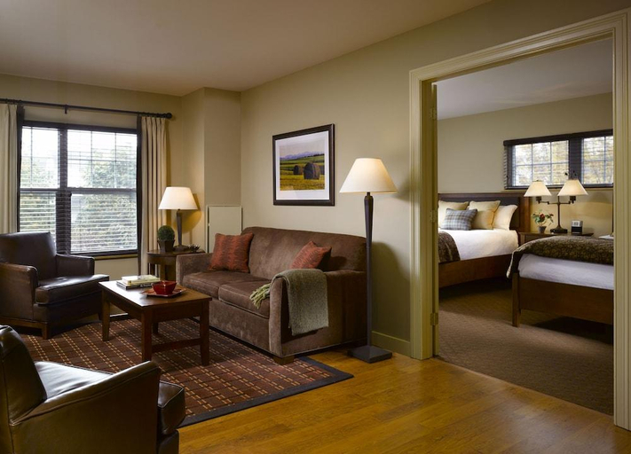 Bedroom, Green Mountain Suites, Chittenden