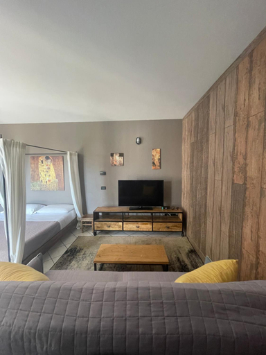 Bedroom 2, Casa 774, Brescia