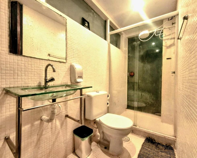 Bathroom 3, Casa Solar, Rio de Janeiro