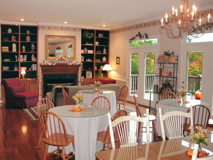 Food & Drinks 3, GARDEN INN AT BEE ROCK - BED AND BREAKFAST, Putnam
