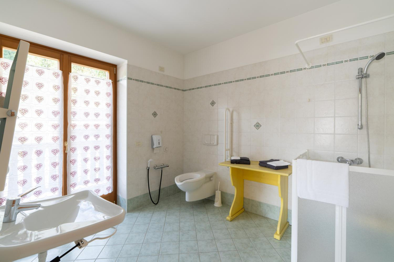 Bathroom 3, El Casel dei Masi, Trento