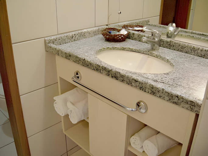 Bathroom 4, Bay Park Hotel Resort, Brasília