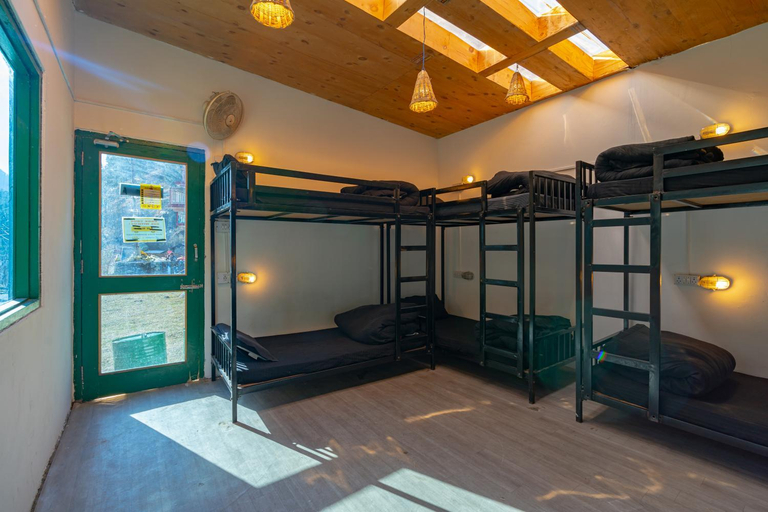 Bedroom 2, Whoopers Hostel, Kullu