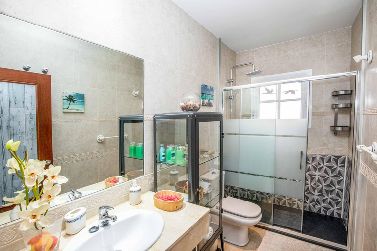 Bathroom, Villa La Luna, Las Palmas