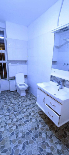 Bathroom 4, Redhill Cliff Complex, Kiambaa