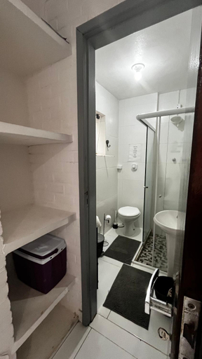 Bathroom 3, Casa do Point, Saquarema