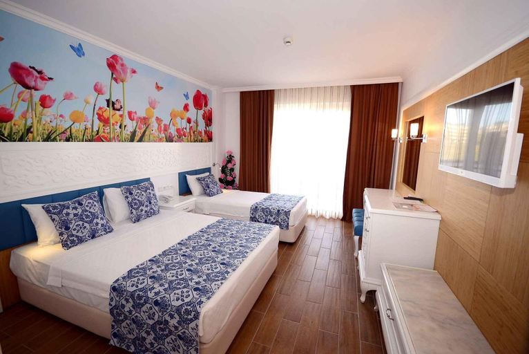 Bedroom 2, Eftalia Holiday Village, Alanya