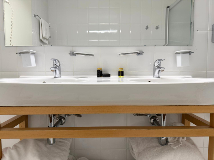 Bathroom 4, Best Baltic Hotel Kaunas, Kauno