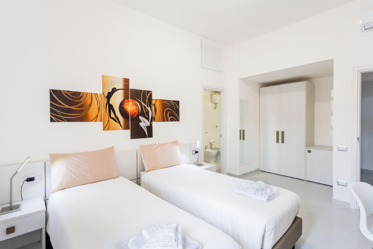 Bedroom 3, Nùe Rooms, Cagliari