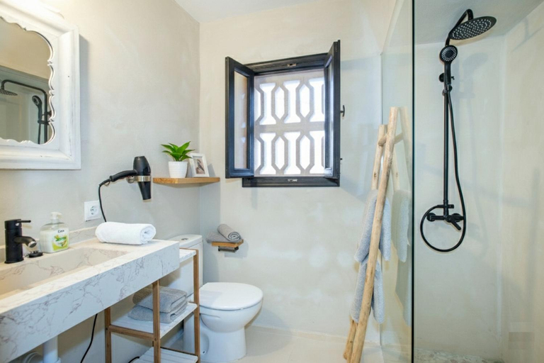 Shower 4, Owl Booking Villa Almadrava - Vacation Paradise, Baleares