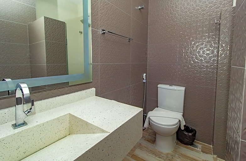 Bathroom 4, Village Paraiso Tropical, Cairu