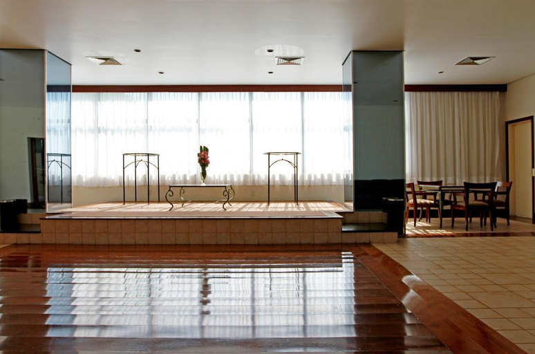 Others 5, Summit Flat Service São José dos Campos, São José dos Campos
