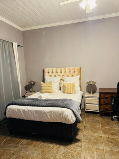 Bedroom 2, Mila Lodge 1, City of Cape Town