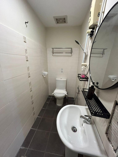 Bathroom, Swing & Pillows @ Kota Damansara, Petaling Jaya