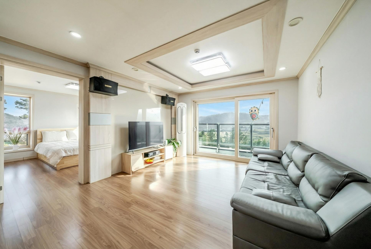 5, Gyeongju Paradise Private Pool Villa, Gyeongju